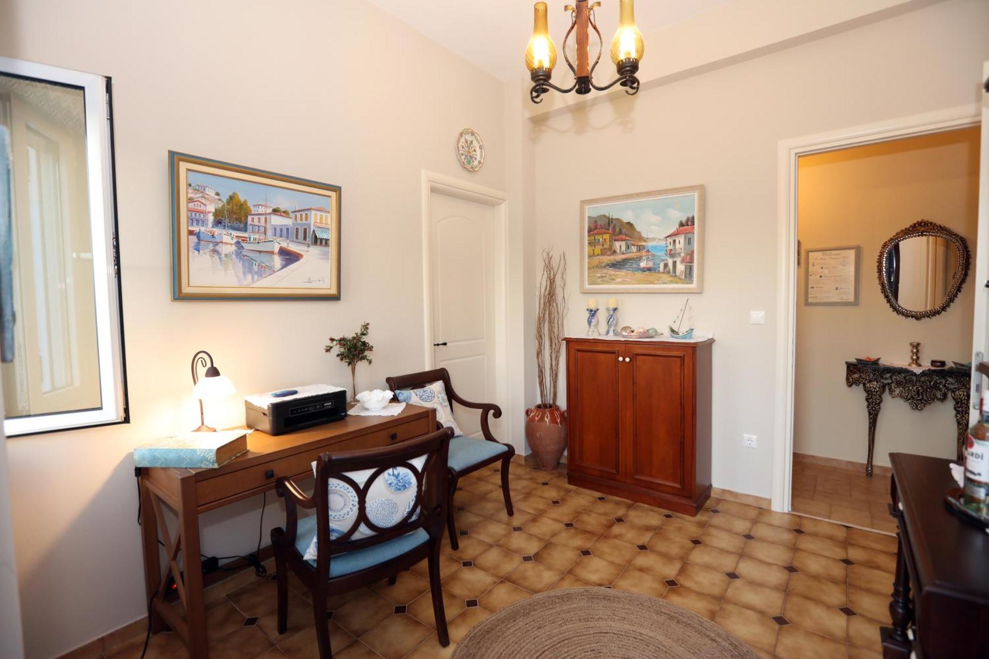 Ruby'S Summer House With Spacious Garden And Free Parking Γαύριο Εξωτερικό φωτογραφία